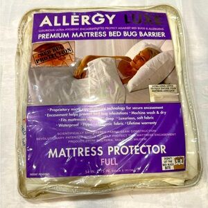 Full Size Mattress Protector